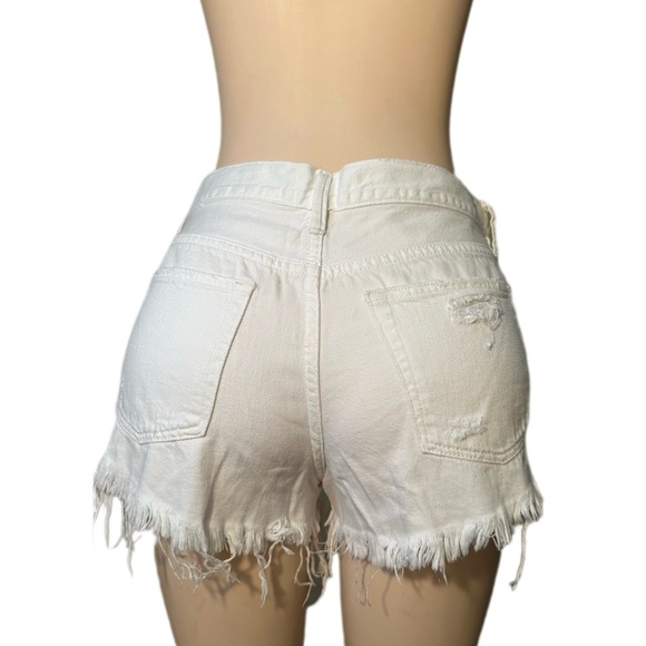 We The Free White High-Waisted Jean Shorts - Picture 2 of 12